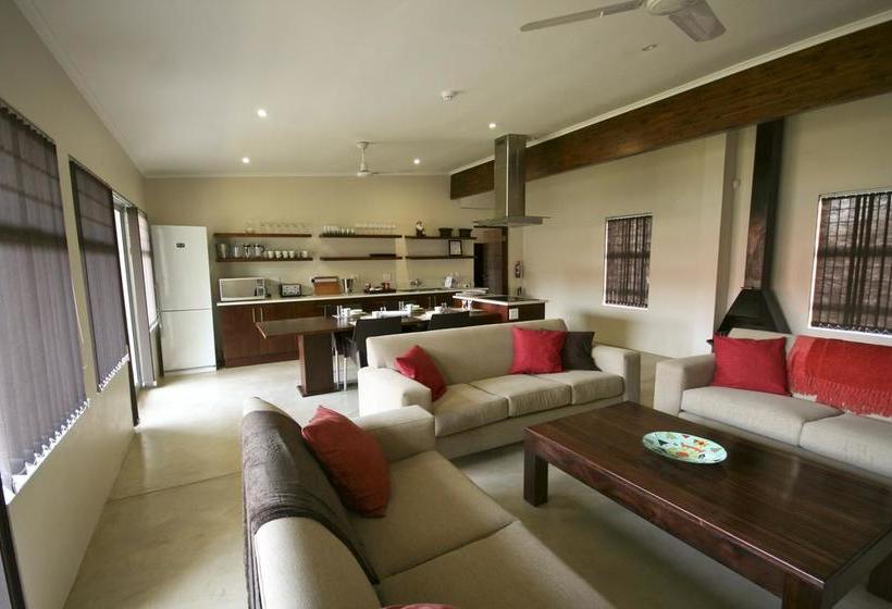 مبيت وإفطار Innzululand Guest Lodge