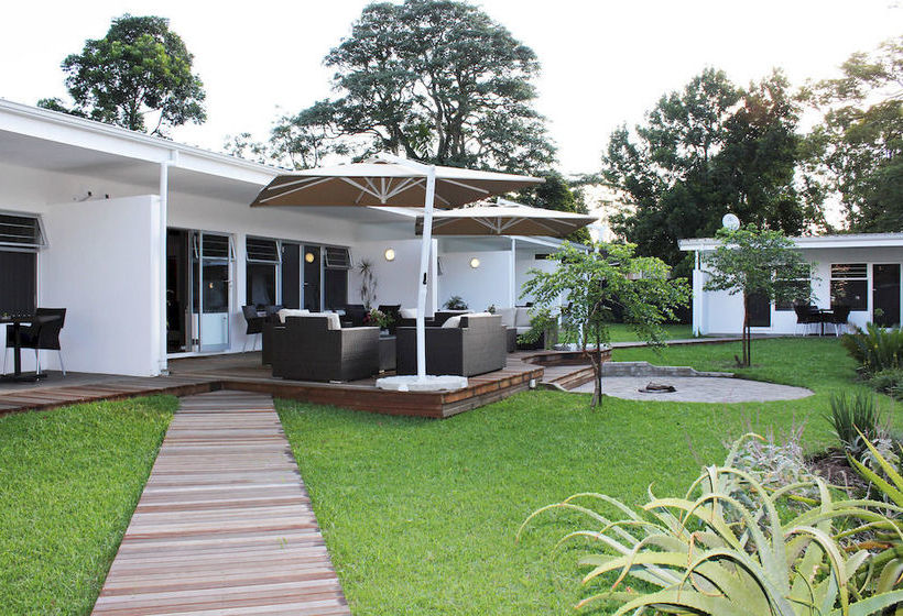 مبيت وإفطار Innzululand Guest Lodge