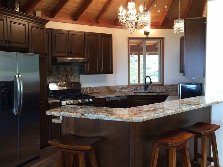 Hawaiian Hideaway At Akaka Falls