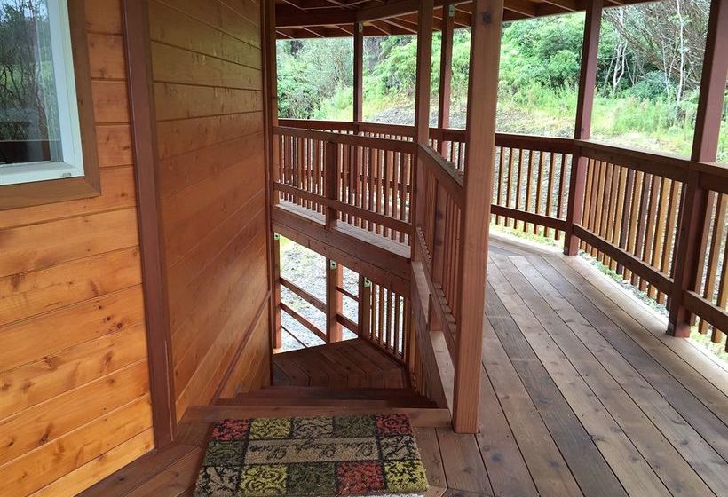 Hawaiian Hideaway At Akaka Falls