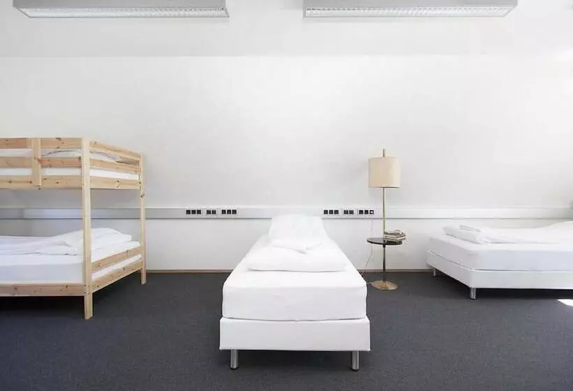 هتل Heradsskolinn Historic Guesthouse