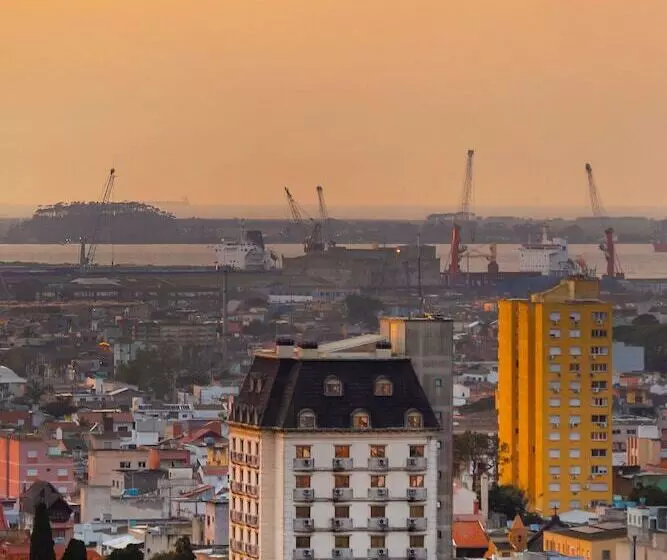 Отель Laghetto Villa Moura