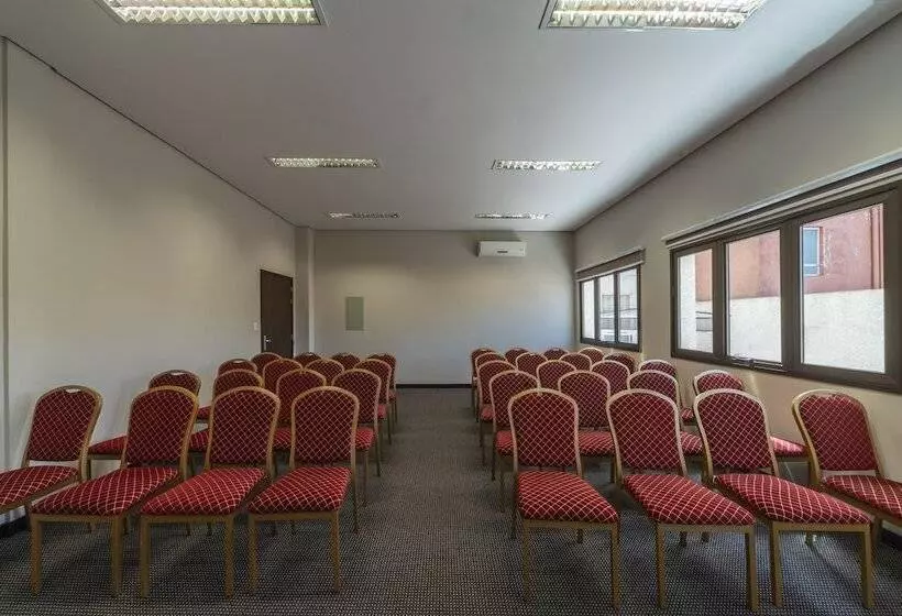 Отель Laghetto Villa Moura