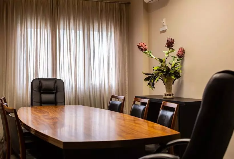 Отель Laghetto Villa Moura