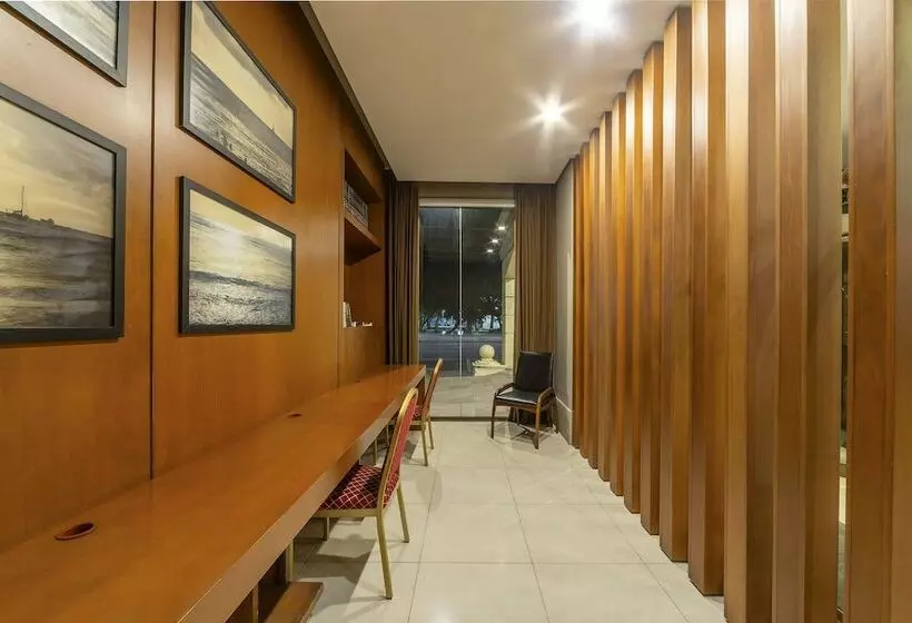 Отель Laghetto Villa Moura