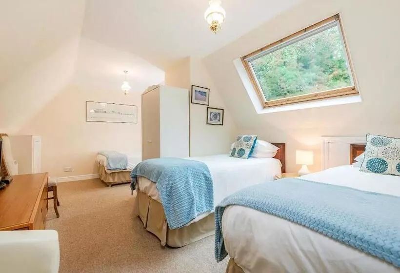 בית מלון כפרי The Well Guesthouse