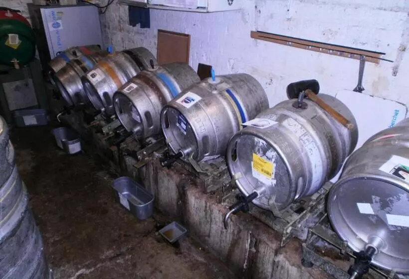 בית מלון כפרי The Well Guesthouse