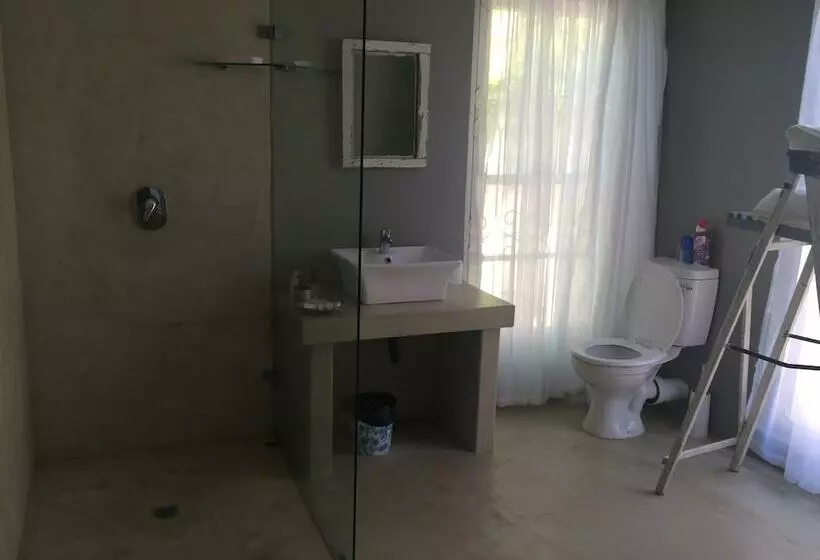 Pensjonat 30 On Oatlands Road