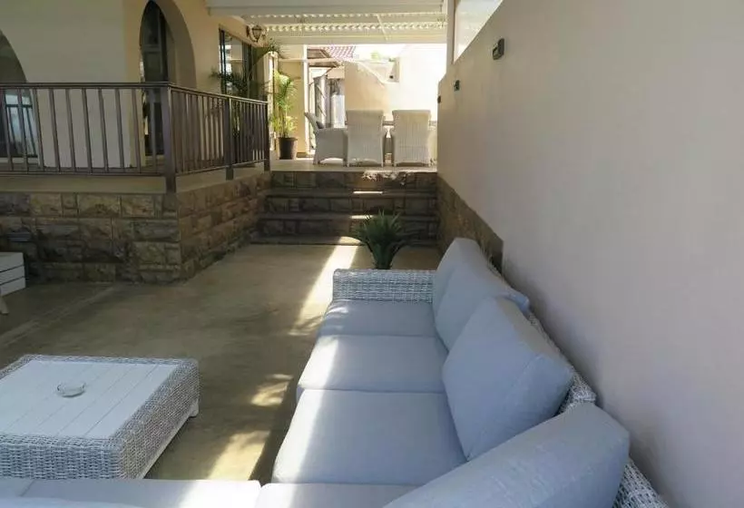 Пансион Alante Lodge