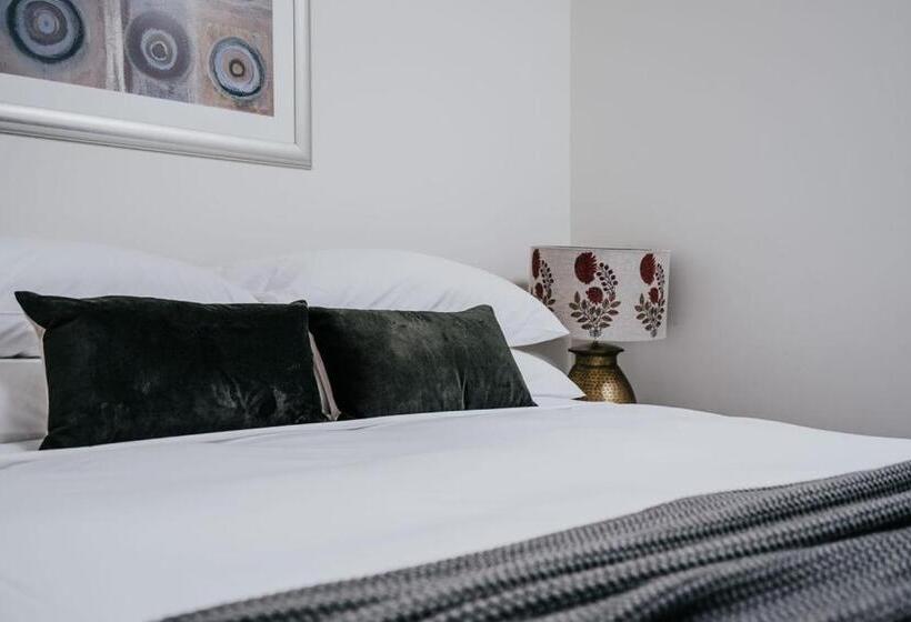 פנסיון Albert Hotel Daylesford