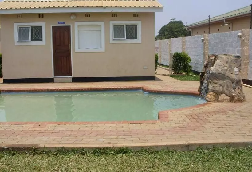 پانسیون Lusaka Mosiotunya Executive Lodge