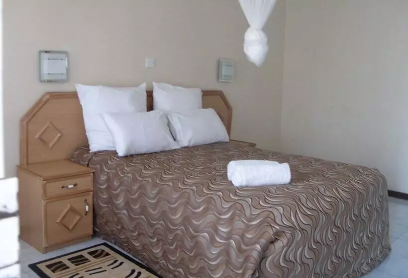 پانسیون Lusaka Mosiotunya Executive Lodge