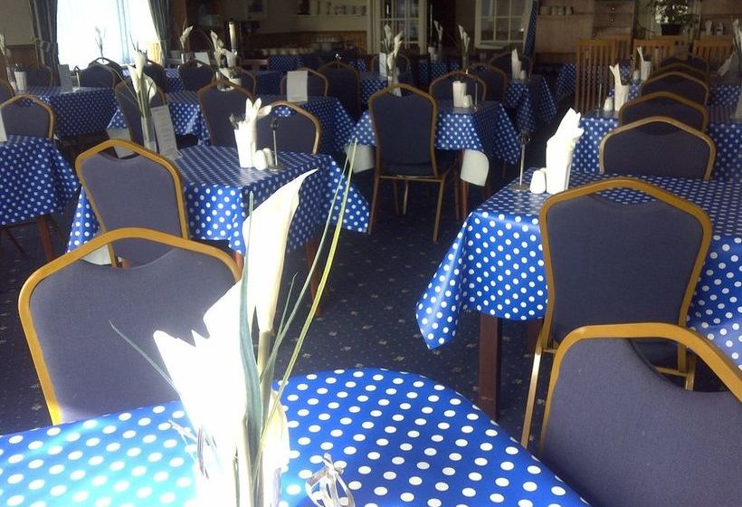 مبيت وإفطار Sandown Manor