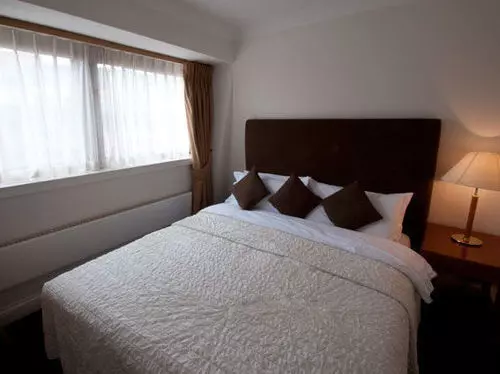 Basil Street Apartments