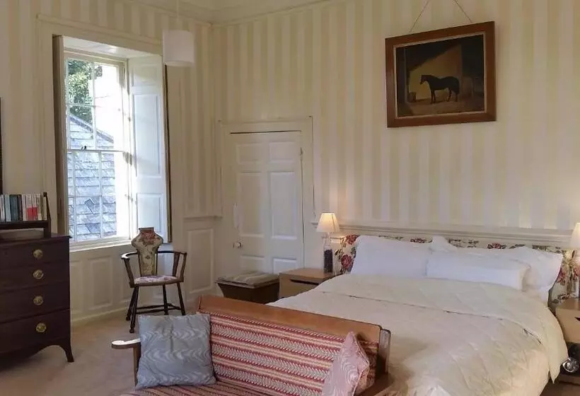 Kelly House Country B&b