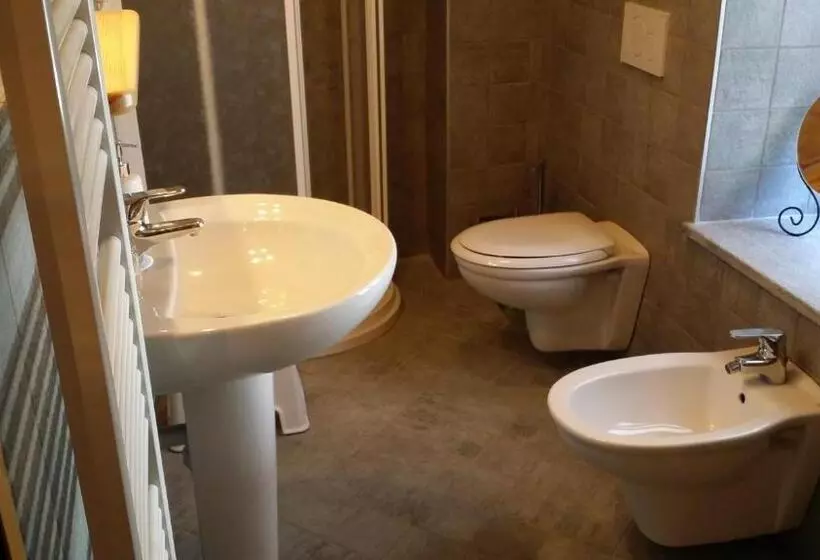 تختخواب و صبحانه Maison Dunoyer Chambres Et Tables D Hotes