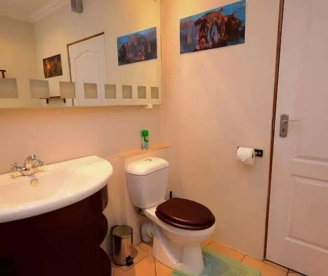 Eland Holiday Home