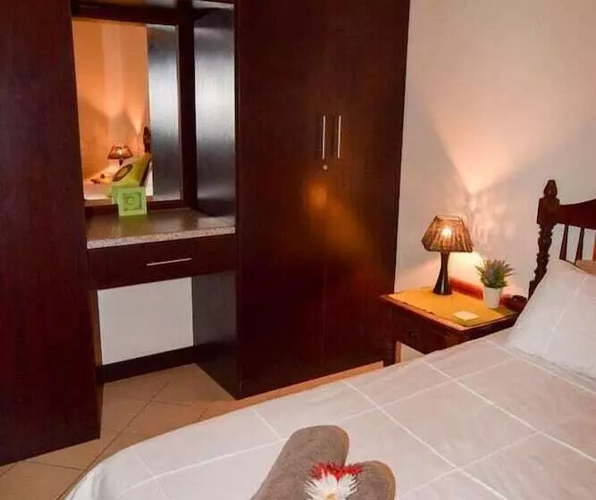 Eland Holiday Home