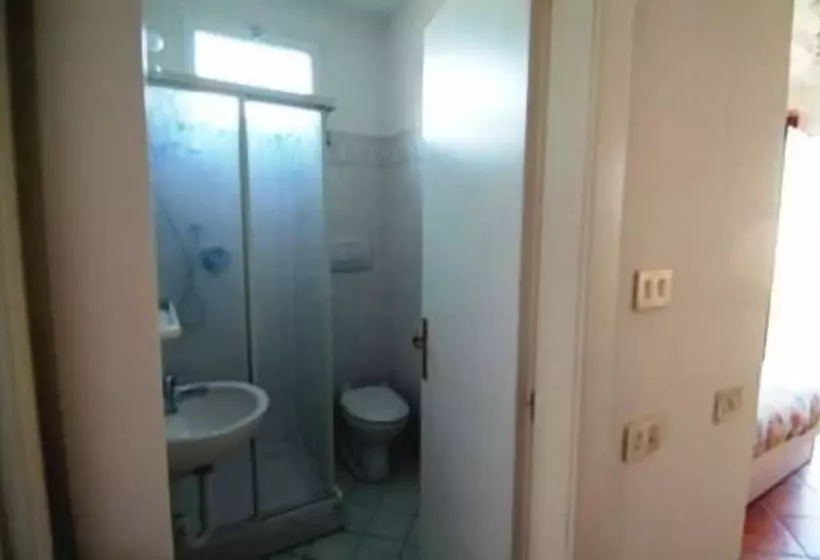 هتل Agriturismo L'ulivo E Il Mare