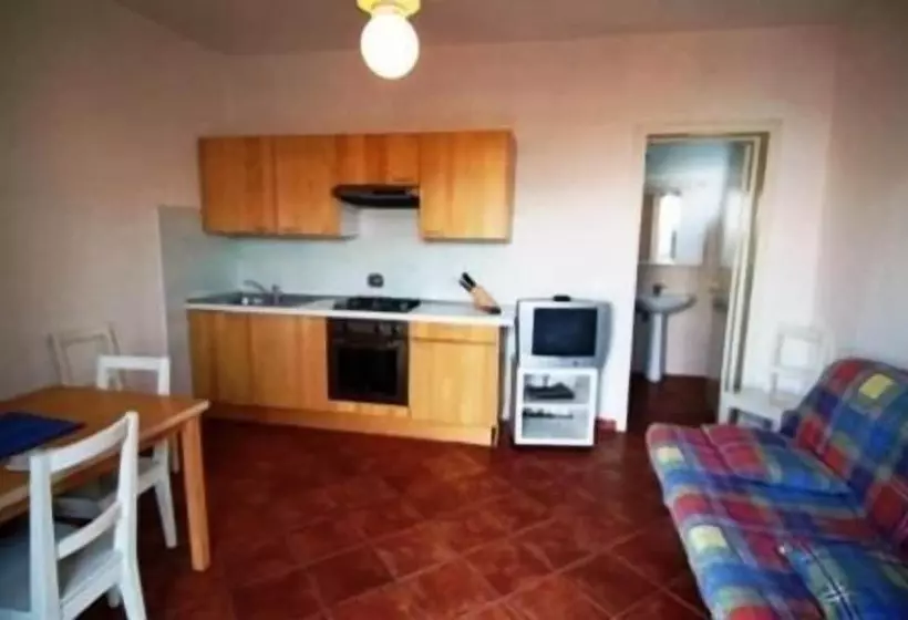 هتل Agriturismo L'ulivo E Il Mare