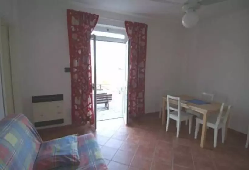 هتل Agriturismo L'ulivo E Il Mare