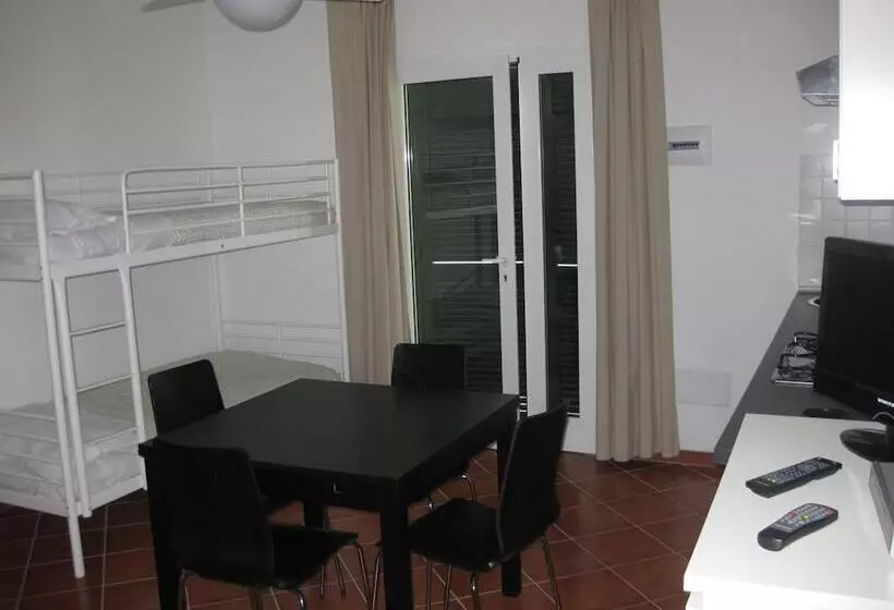 هتل Agriturismo L'ulivo E Il Mare