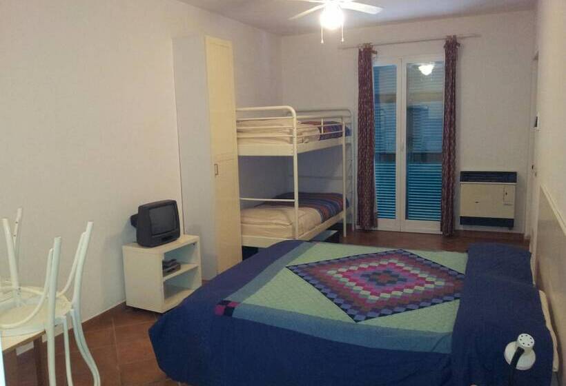 Отель Agriturismo L'ulivo E Il Mare