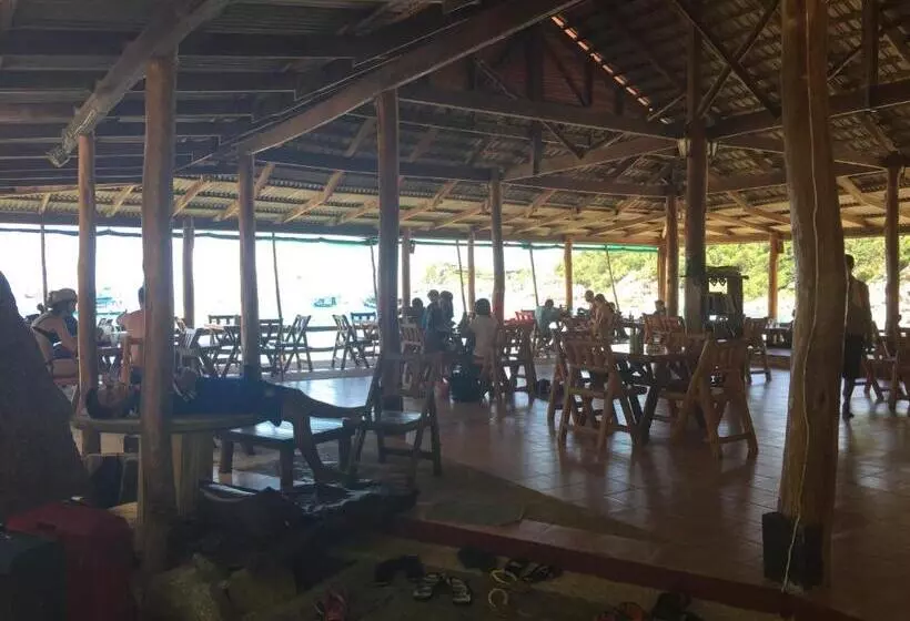 Otel Aow Leuk Grand Hill