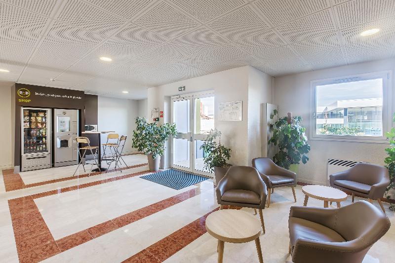 B&b Hotel Lyon Grand Stade Meyzieu