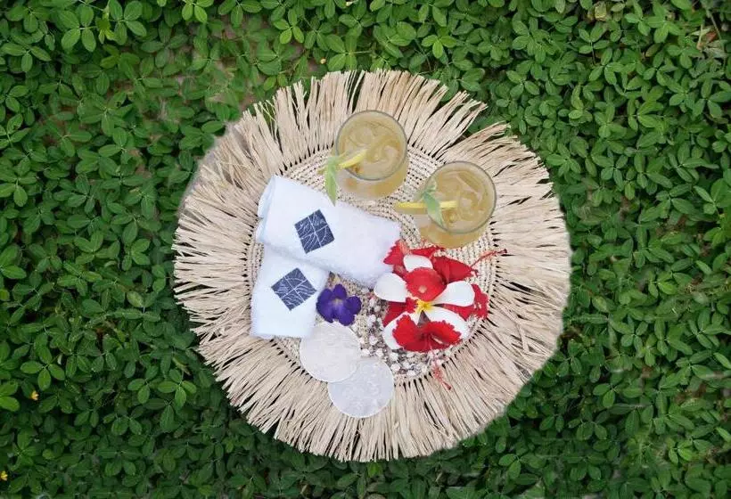 Отель El Nido Bayview Resort