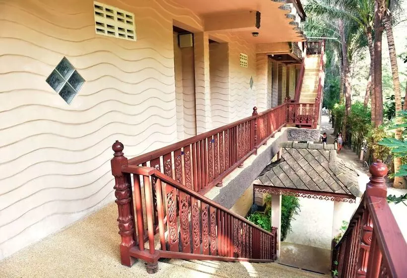 Hotel Haad Khuad Resort