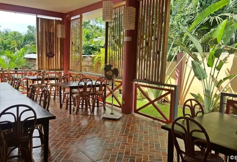 Hotel Kookaburra Travel Lodge