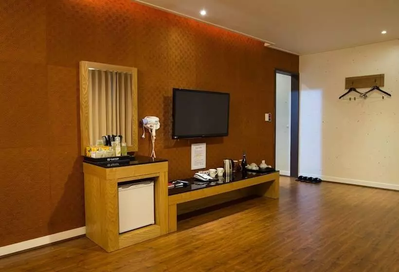 Hotel Pungnam Family