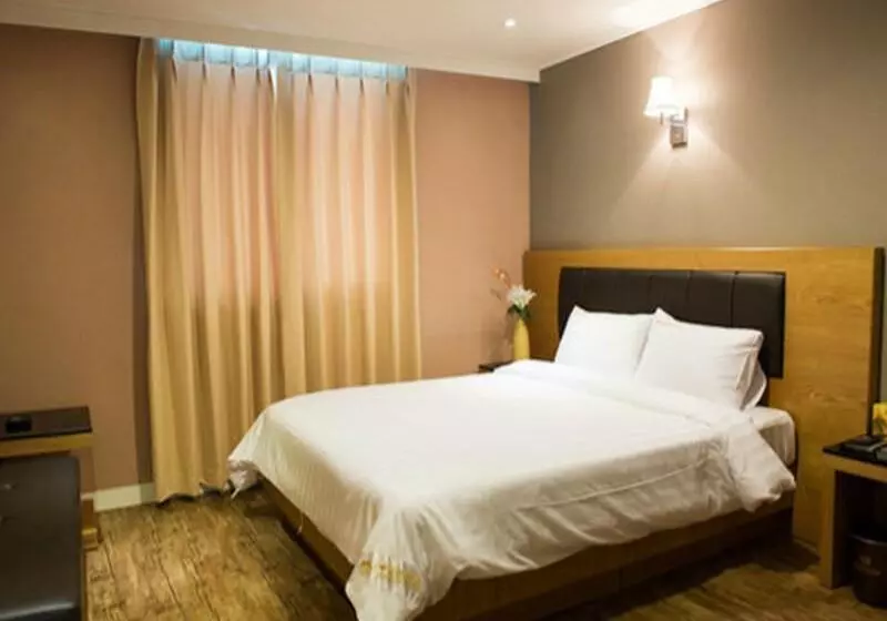 Hotel Pungnam Family