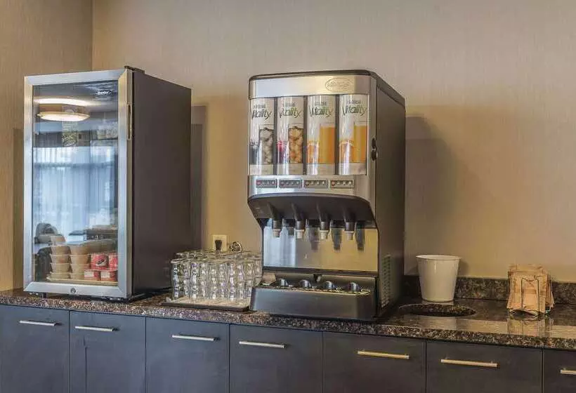 호텔 Quality Inn Sept Iles