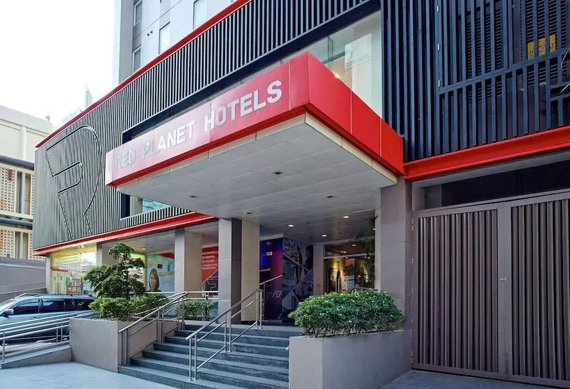 בית מלון כפרי Red Planet Makati Amorsolo