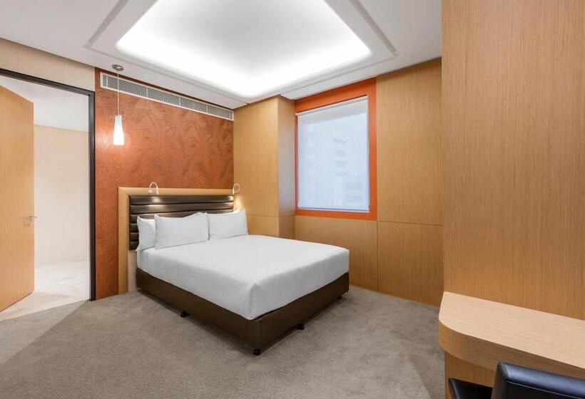 בית מלון כפרי The Tank Stream Sydney