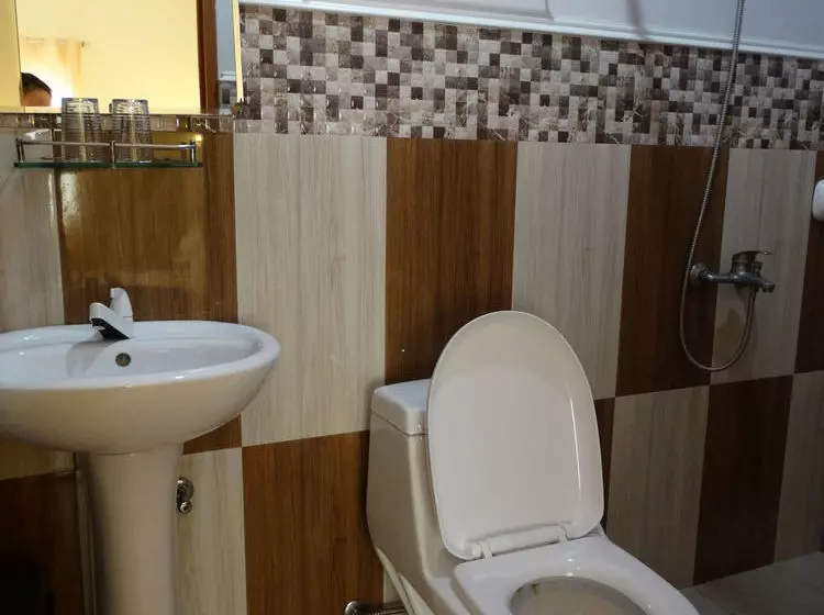 בית מלון כפרי Sun Avenue Tourist Inn And Cafe