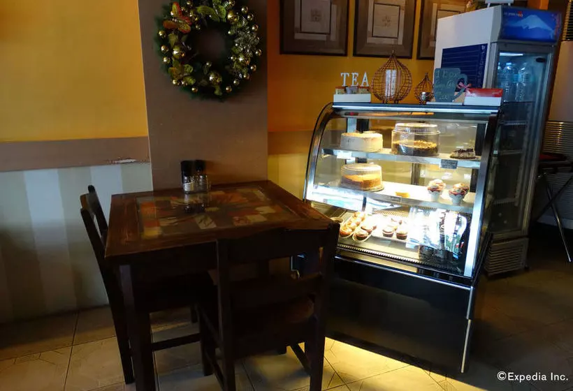 בית מלון כפרי Sun Avenue Tourist Inn And Cafe