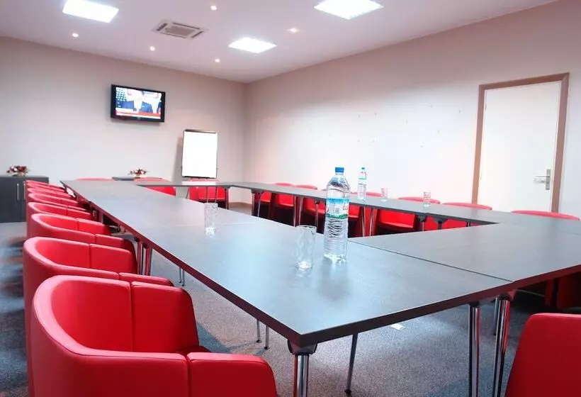 هتل Tana Boutique Hôtel