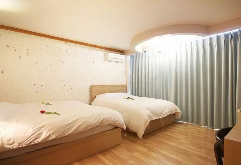 Hotel Tourist Jeonju