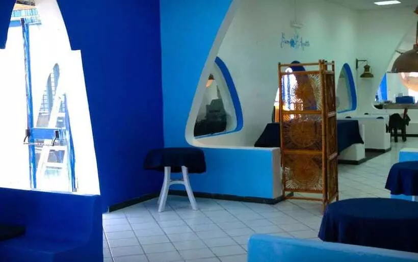 هتل Villaggio Punta Fram