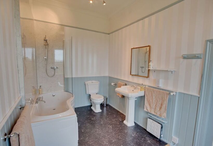 Kelly House Country B&b