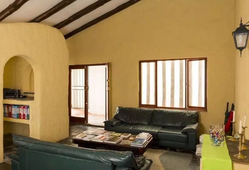 ペンション By Bush Telegraph Lodge