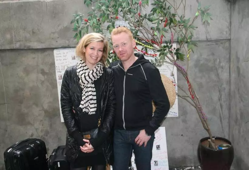 Pensiune Crib 49 Guesthouse Foreigner Only