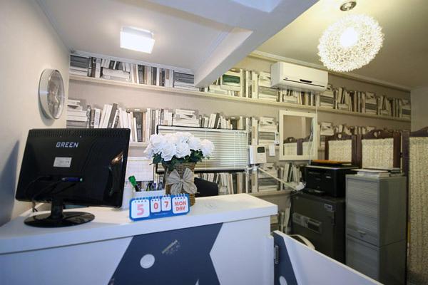 פנסיון Crib 49 Guesthouse   Foreigner Only