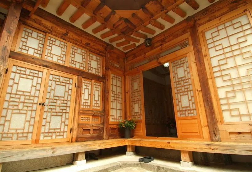 Pensione Moon Guesthouse