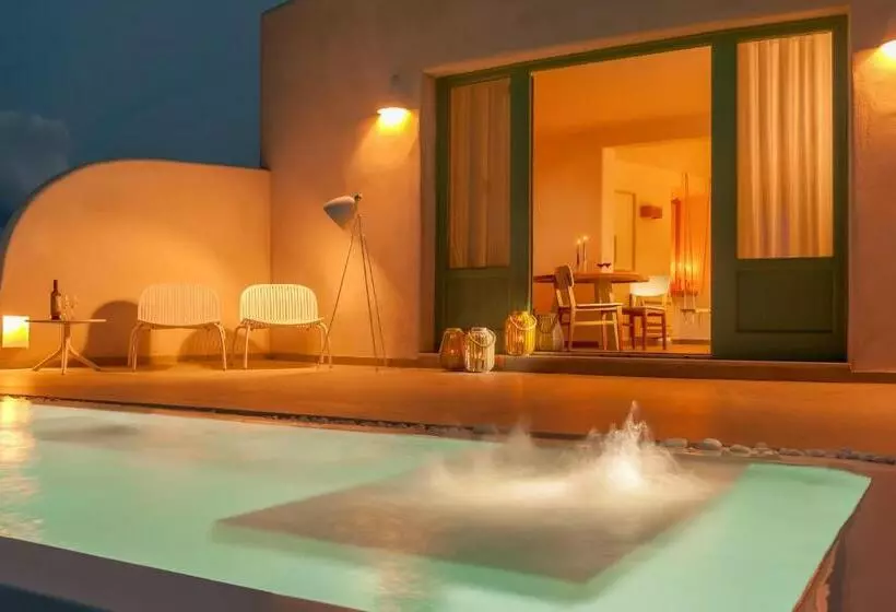 پانسیون Neptune Luxury Suites