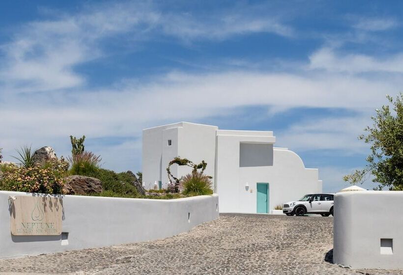 Pensió Neptune Luxury Suites