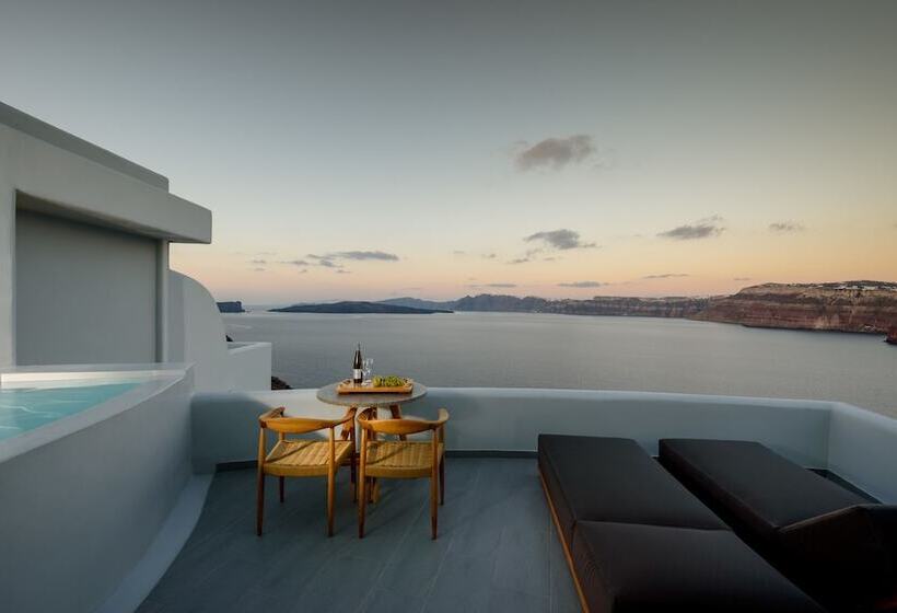 Pensió Neptune Luxury Suites